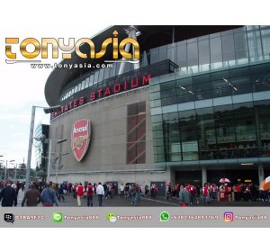 Momen Terberat Untuk Wenger Adalah Ketika Pindah ke Emirates Stadium | Judi Bola Online | Agen Bola Terpercaya